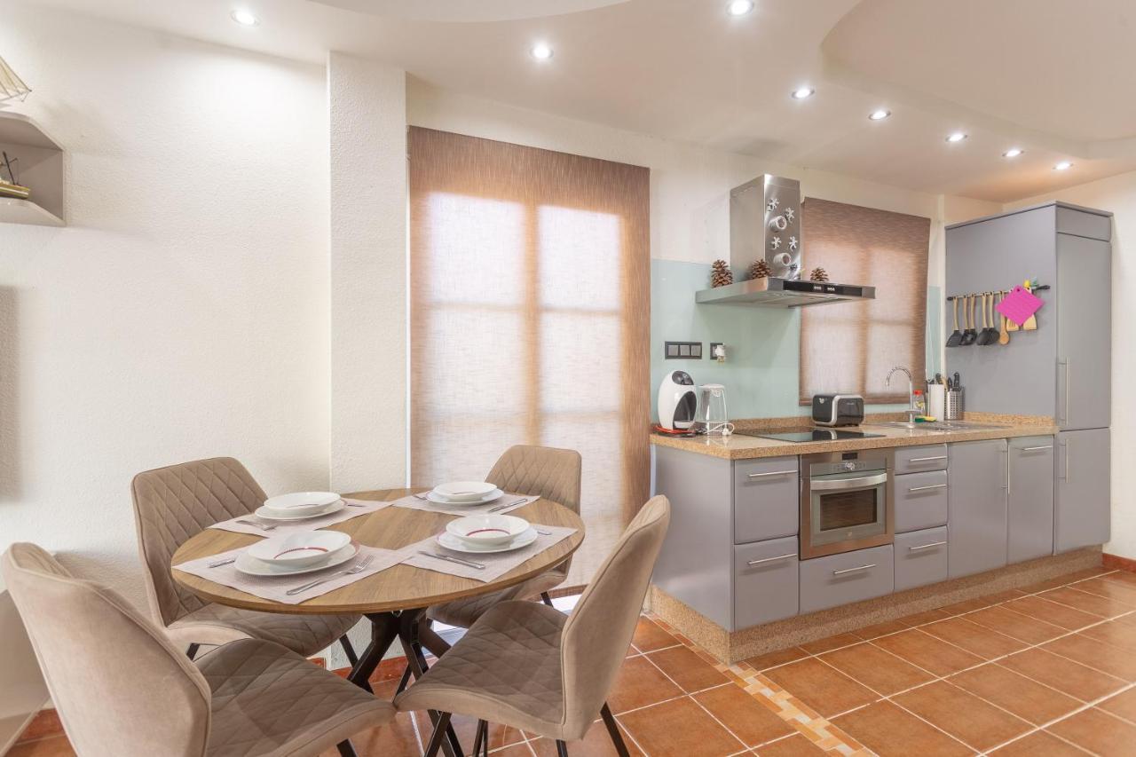 Aqua Vista 2 Bed Penthouse With Great Views * Callao Salvaje